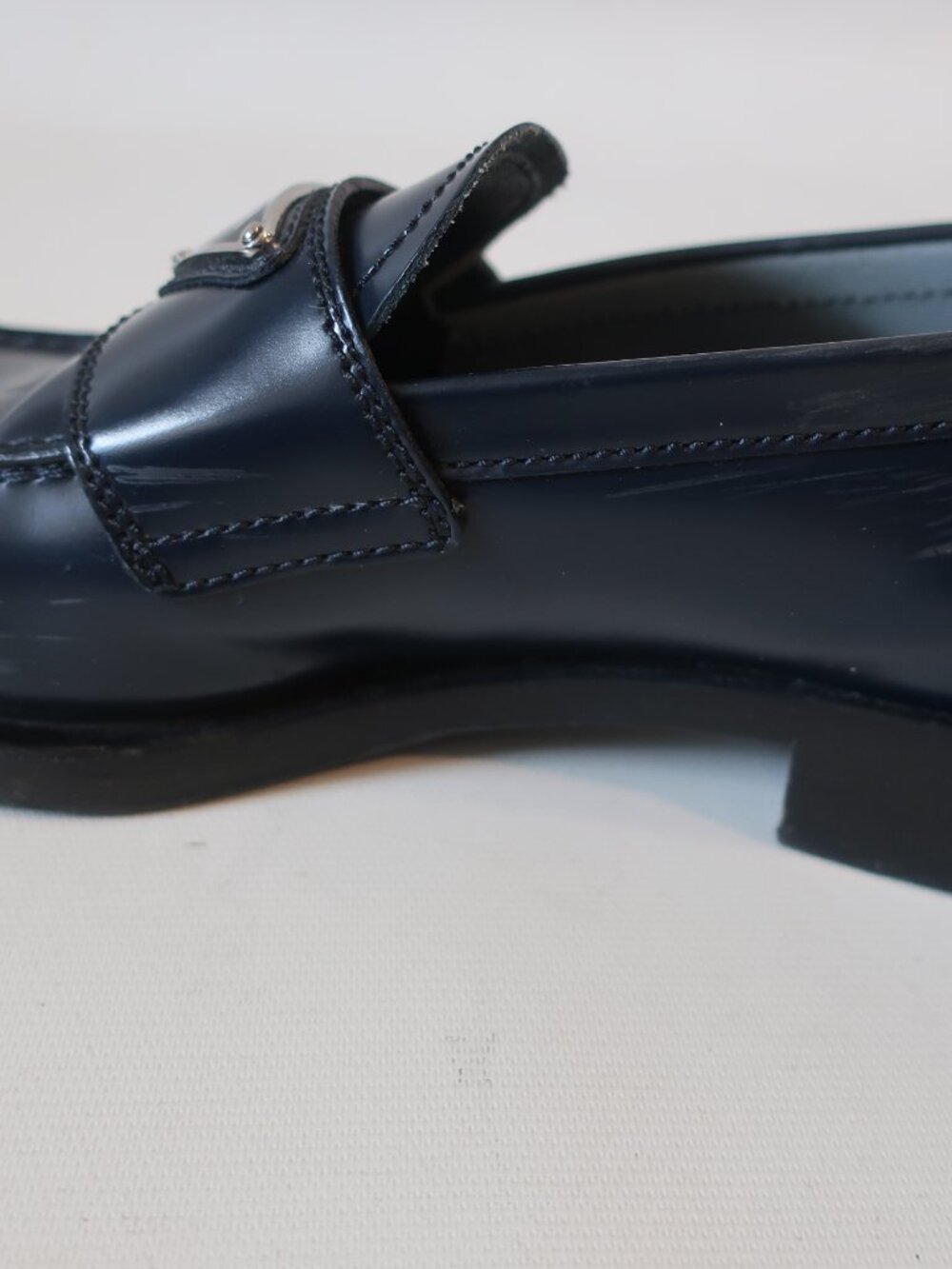 Authentic Womens Prada Dark Navy Blue Brushed Leather Logo Loafers 35.5 US/5.5 - Picture 9 of 16